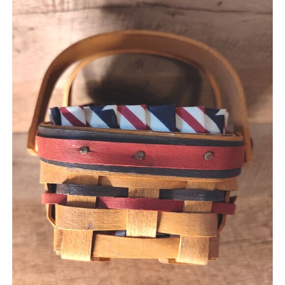 Longaberger Square Basket With Patriotic Liner & Plastic Protector - Picture 6 of 12